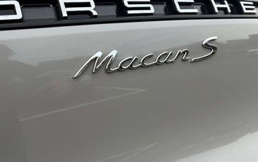 Porsche Macan I S — photo 31