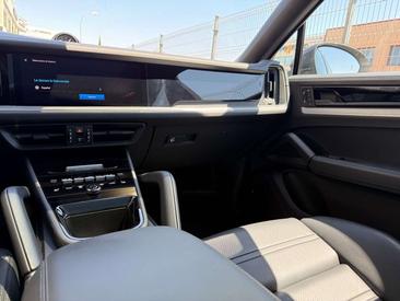 Porsche Cayenne E-Hybrid — photo 25