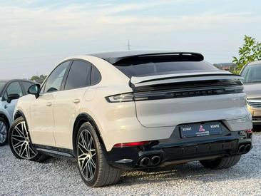 Porsche Cayenne E-Hybrid — photo 6