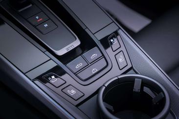Porsche 911 Cabriolet Carrera — photo 17