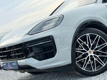 Porsche Cayenne E-Hybrid — photo 11