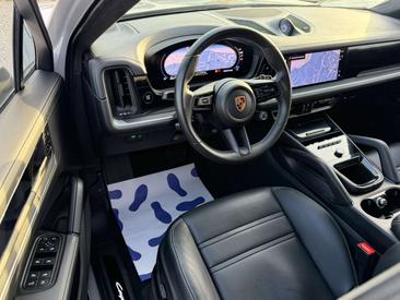 Porsche Cayenne E-Hybrid — photo 12
