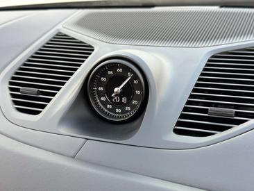 Porsche Cayenne E-Hybrid — photo 17
