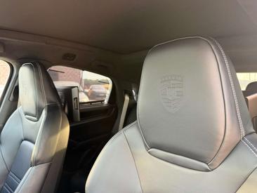 Porsche Cayenne E-Hybrid — photo 25