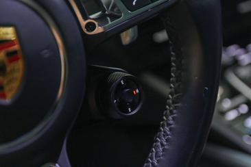 Porsche Cayenne Turbo S E-Hybrid — photo 32