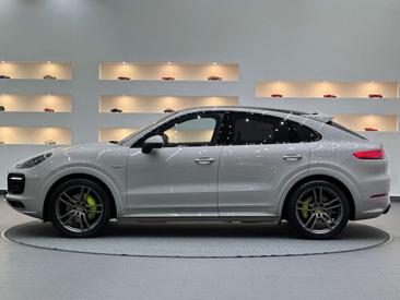 Porsche Cayenne GTS — photo 2