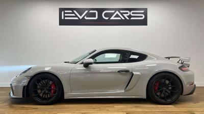 Porsche 718 Cayman GT4