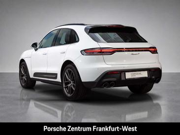 Porsche Macan — photo 3