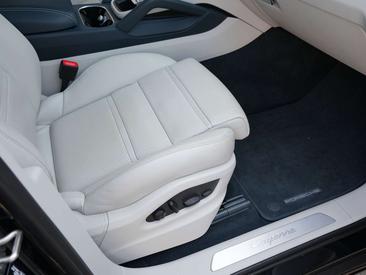 Porsche Cayenne E-Hybrid — photo 19