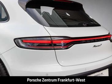 Porsche Macan — photo 10