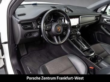 Porsche Macan — photo 11