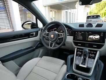 Porsche Cayenne E-Hybrid — photo 21