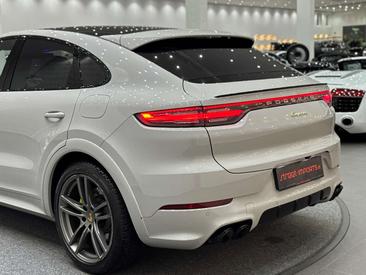 Porsche Cayenne GTS — photo 13