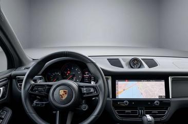 Porsche Macan — photo 4