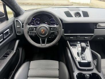 Porsche Cayenne GTS — photo 17
