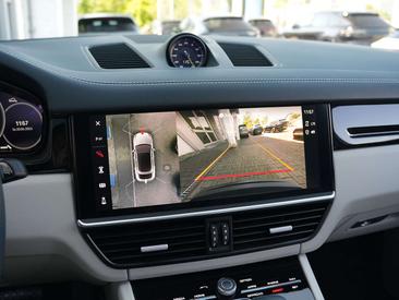 Porsche Cayenne E-Hybrid — photo 27