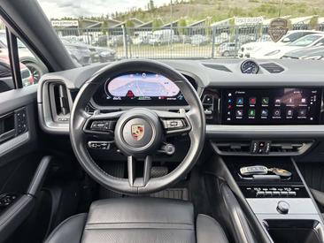 Porsche Cayenne E-Hybrid — photo 13