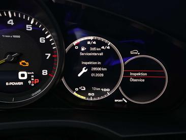 Porsche Cayenne E-Hybrid — photo 36