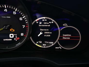 Porsche Cayenne E-Hybrid — photo 37