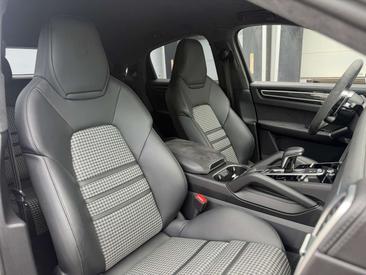 Porsche Cayenne GTS — photo 28