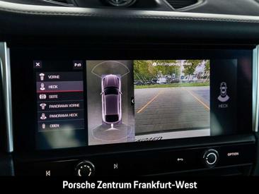 Porsche Macan — photo 42