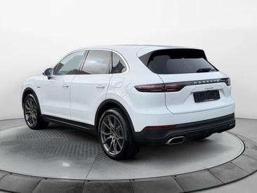 Porsche Cayenne E-Hybrid — photo 3