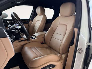 Porsche Cayenne E-Hybrid — photo 10