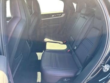Porsche Cayenne E-Hybrid — photo 13