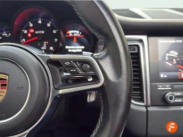 Porsche Macan I GTS — photo 19