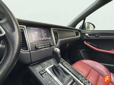 Porsche Macan I GTS — photo 21