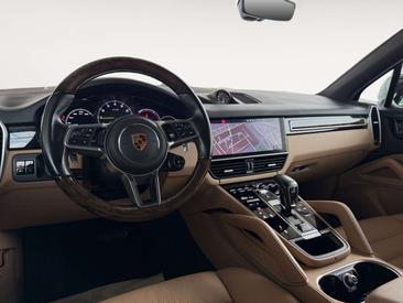 Porsche Cayenne E-Hybrid — photo 27