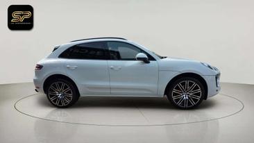 Porsche Macan — photo 4