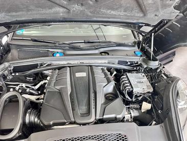 Porsche Macan I GTS — photo 15
