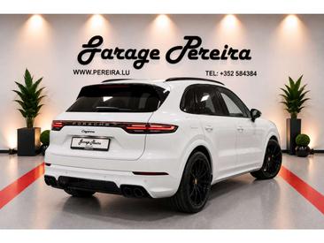 Porsche Cayenne Turbo — photo 2