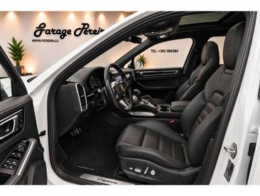 Porsche Cayenne Turbo — photo 4