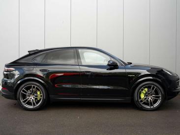 Porsche Cayenne E-Hybrid — photo 12