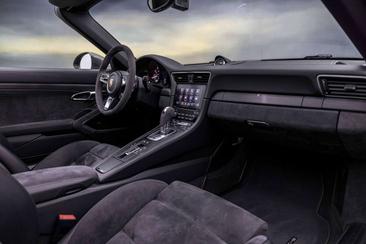 Porsche 911 Targa Targa 4 GTS — photo 4