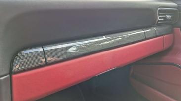 Porsche 911 Carrera 4 — photo 25