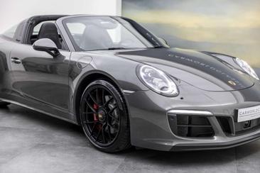 Porsche 911 Targa Targa 4 GTS — photo 25