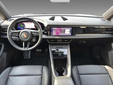 Porsche Macan I 4 Electric — photo 11