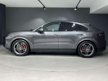 Porsche Cayenne S E-Hybrid — photo 2