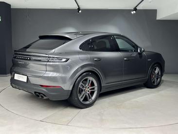 Porsche Cayenne S E-Hybrid — photo 5