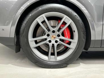 Porsche Cayenne S E-Hybrid — photo 10