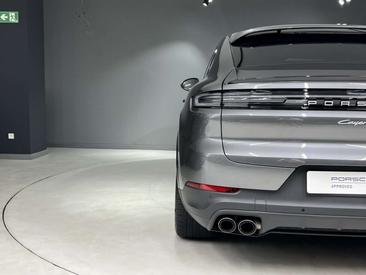 Porsche Cayenne S E-Hybrid — photo 16