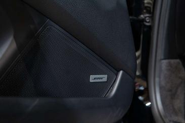 Porsche 911 Carrera 4S — photo 17