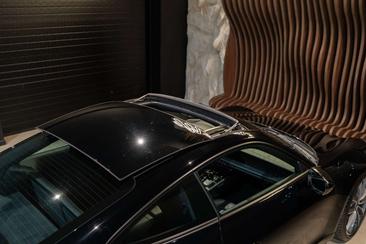 Porsche 911 Carrera 4S — photo 31