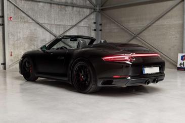 Porsche 911 Cabriolet Carrera 4 GTS — photo 5