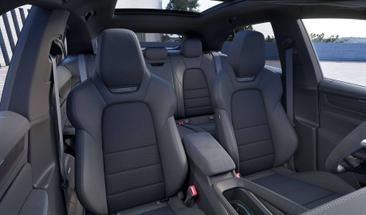 Porsche Macan I 4S Electric — photo 9