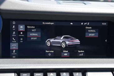Porsche 911 Targa Targa 4S — photo 22