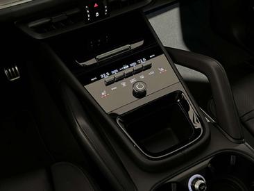 Porsche Cayenne S E-Hybrid — photo 38